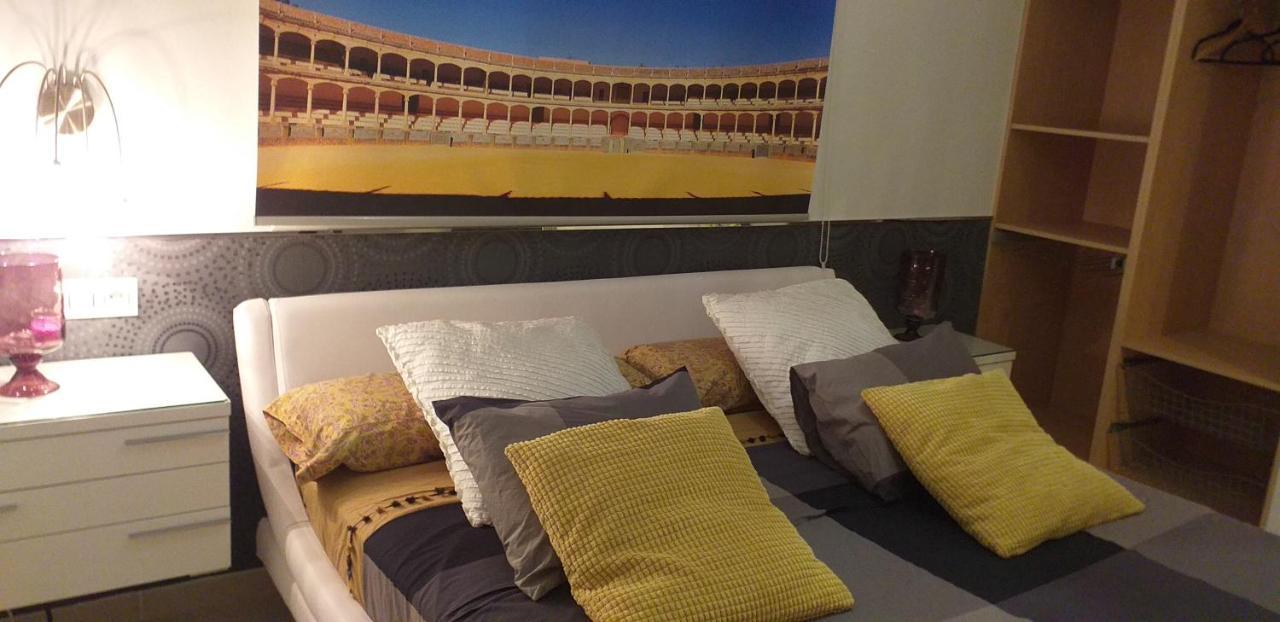 Atico Rilque, Apartamentos Independientes Con Jacuzzi Privado Y Terraza En Ronda Exterior photo