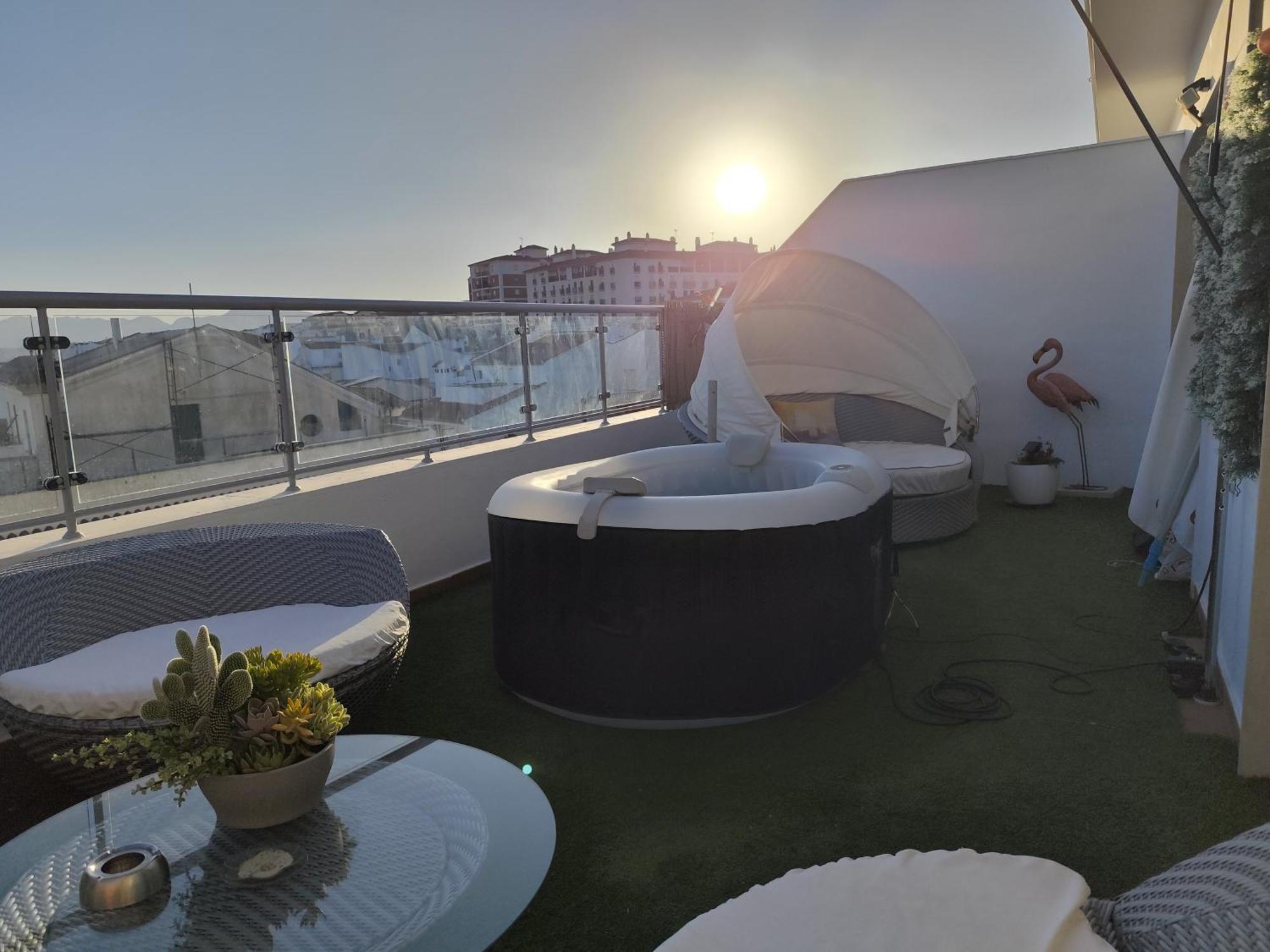 Atico Rilque, Apartamentos Independientes Con Jacuzzi Privado Y Terraza En Ronda Exterior photo